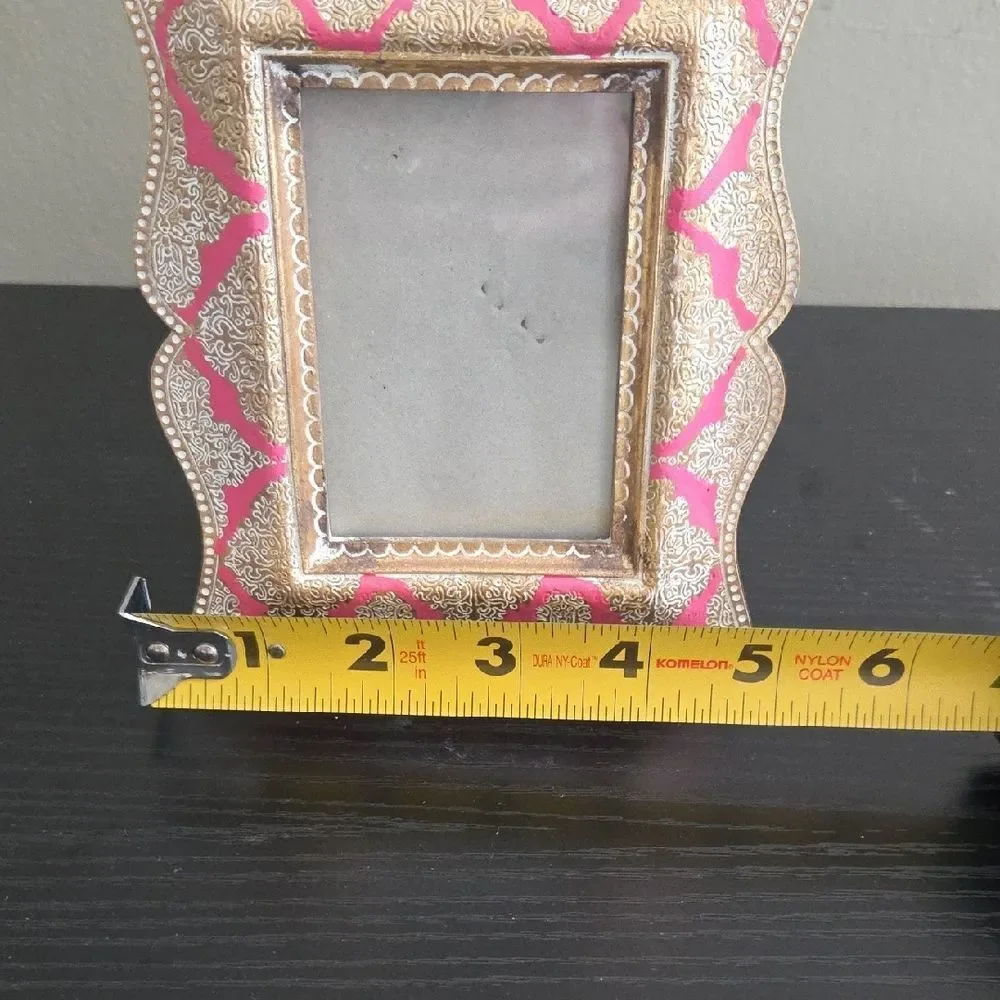 Sicura elegant vintage